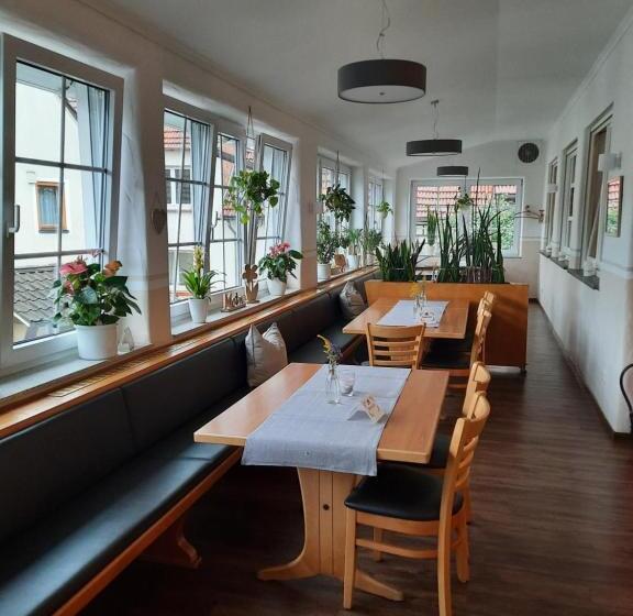 פנסיון Gasthaus Post