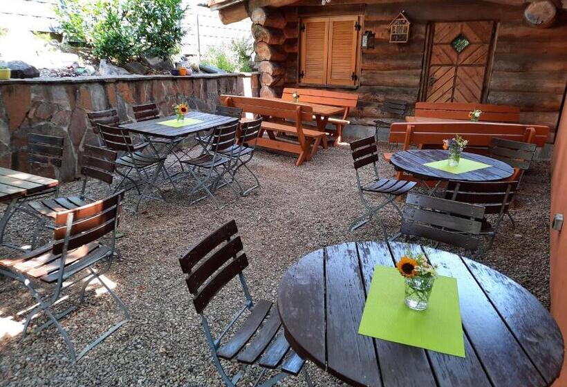 פנסיון Gasthaus Post