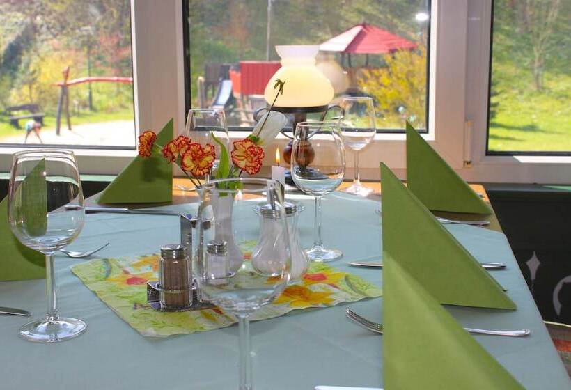 ペンション Gasthof Hertigswalde