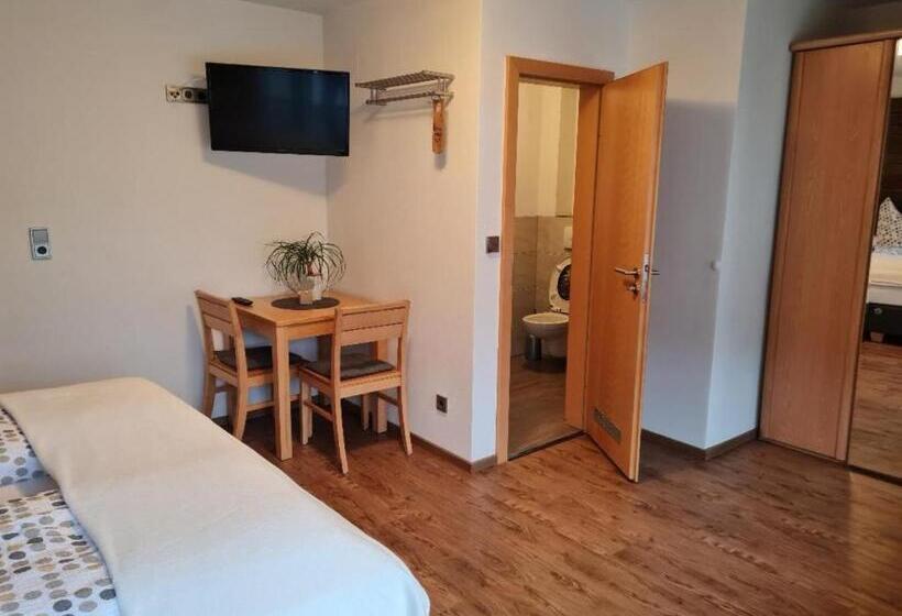 펜션 Gästehaus Lehr