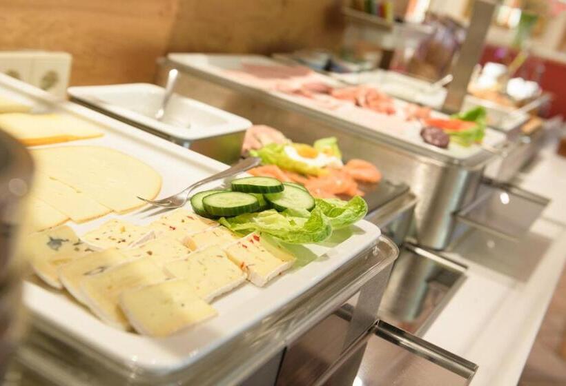 ペンション Das Palatinum