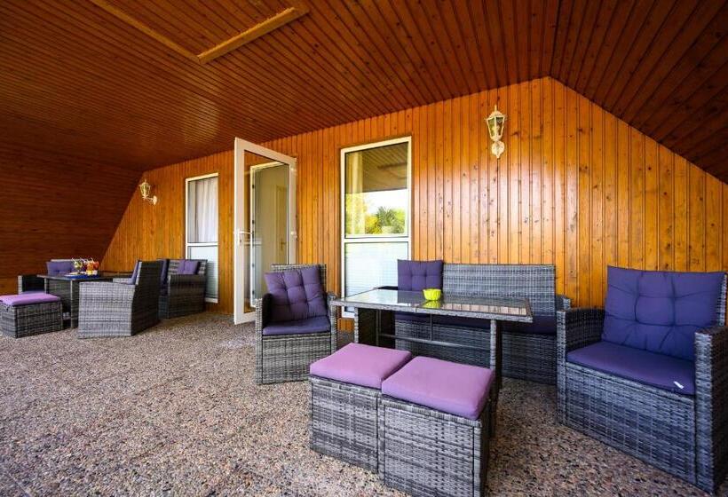 펜션 Landhaus Nienhagen