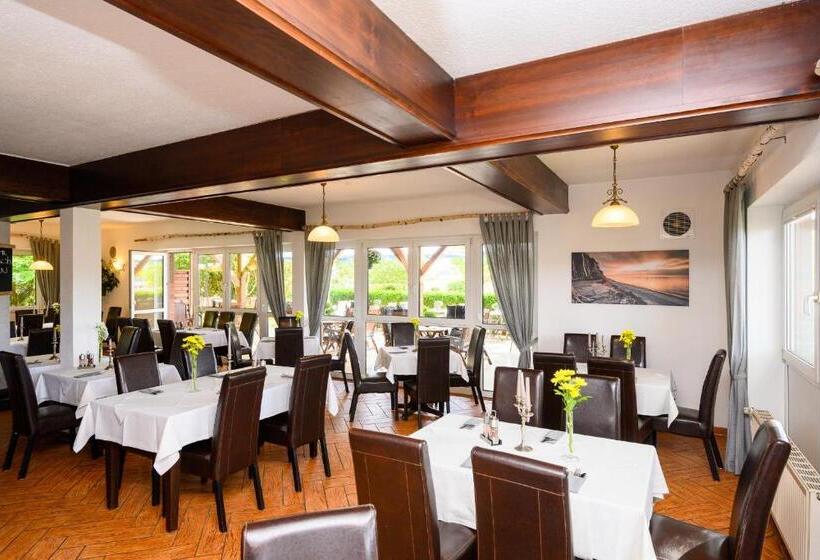 펜션 Landhaus Nienhagen