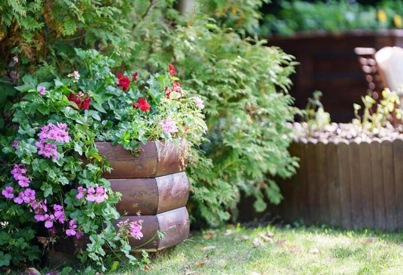 펜션 Landhaus Nienhagen