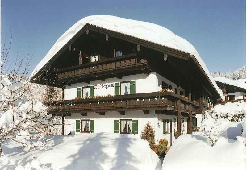 膳宿费 Wastl Häusl