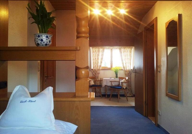 膳宿费 Wastl Häusl