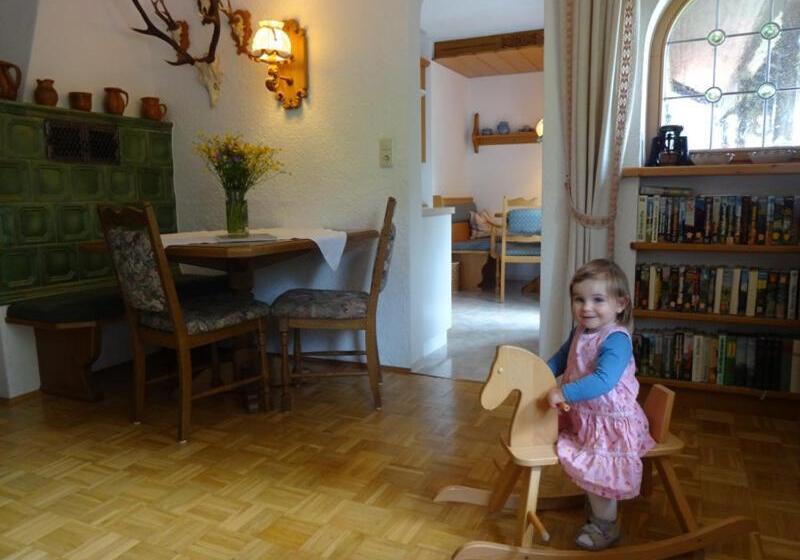 膳宿费 Wastl Häusl