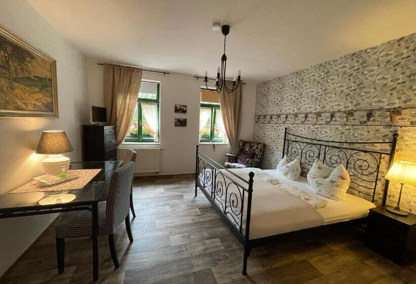 Pension Alt Naumburg