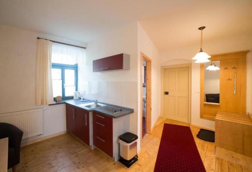 Pension Und Gaststätte Zur Brauschänke