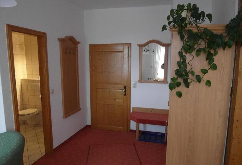 Pension Und Gaststätte Zur Brauschänke