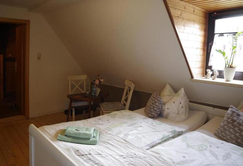 Wirtschaft & Pension Zum Huthaus