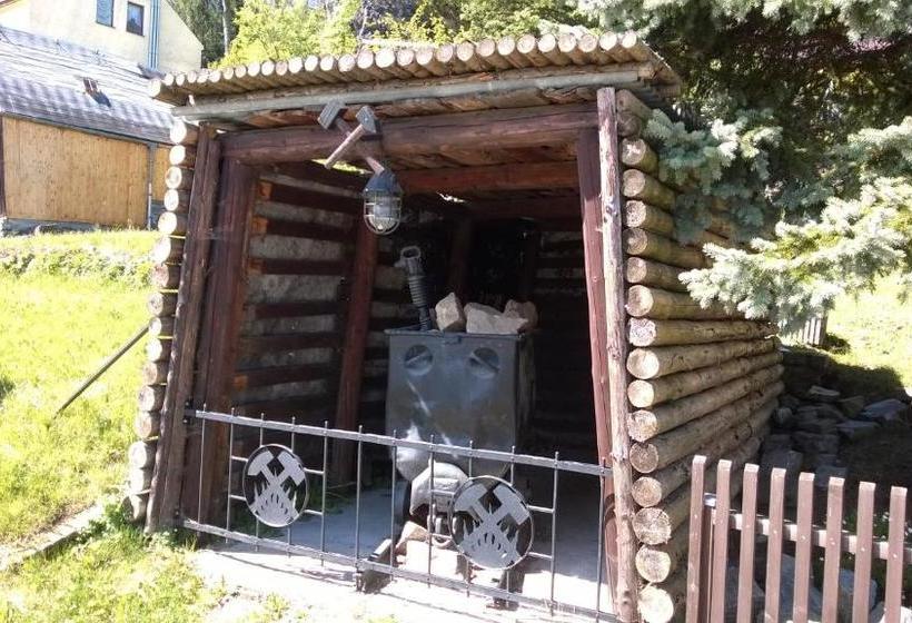 Wirtschaft & Pension Zum Huthaus