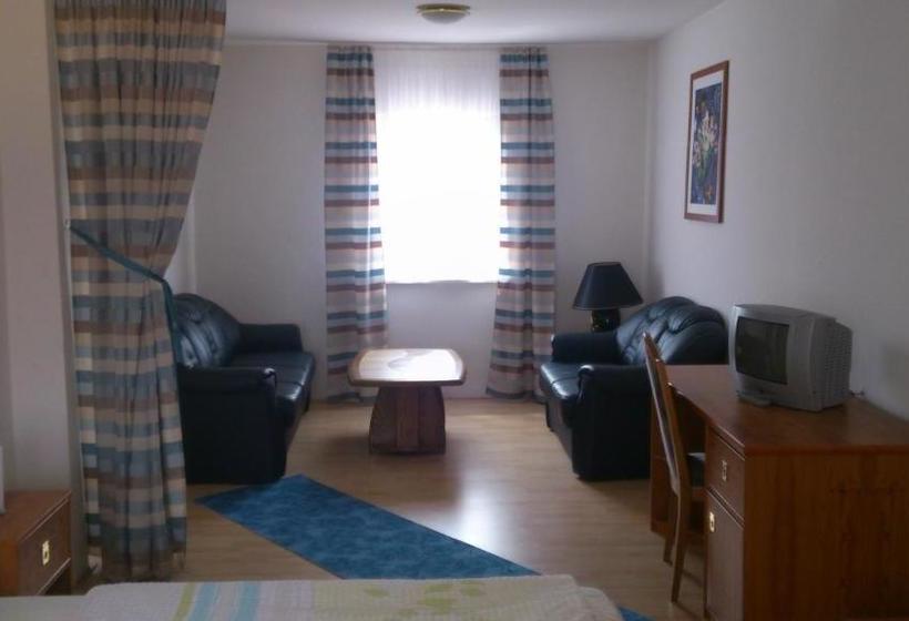 Общежитие Landgasthof Grüner Baum