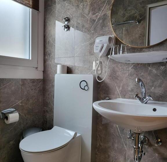 ユースホステル Pension Restaurant Luna