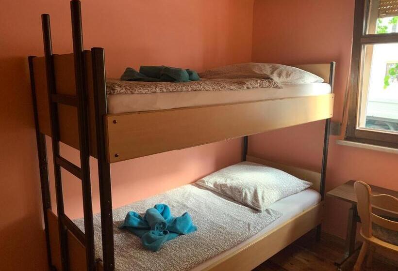 Belle Vue Apartrooms