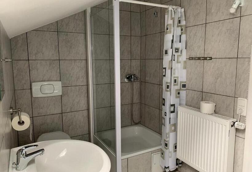 Belle Vue Apartrooms