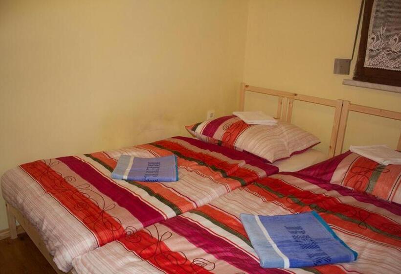 Belle Vue Apartrooms