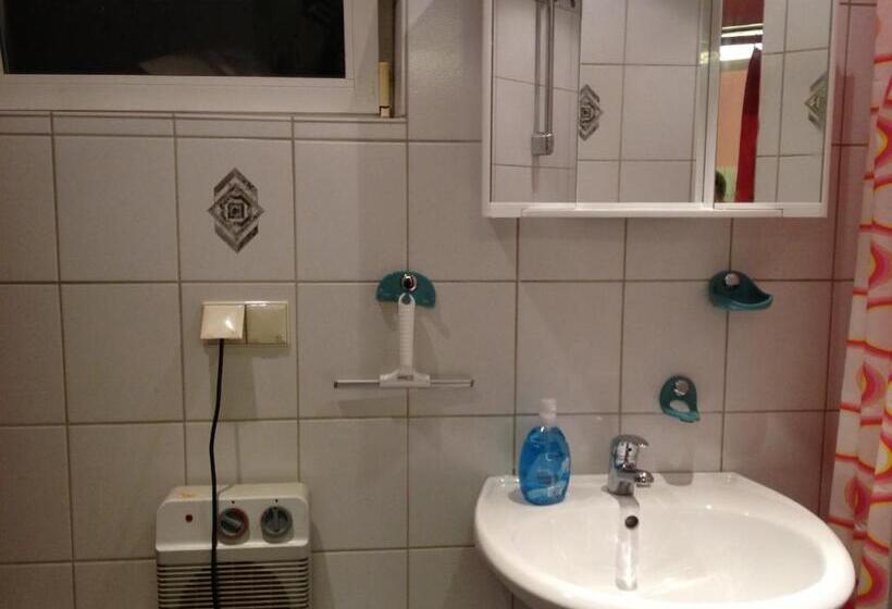 Belle Vue Apartrooms