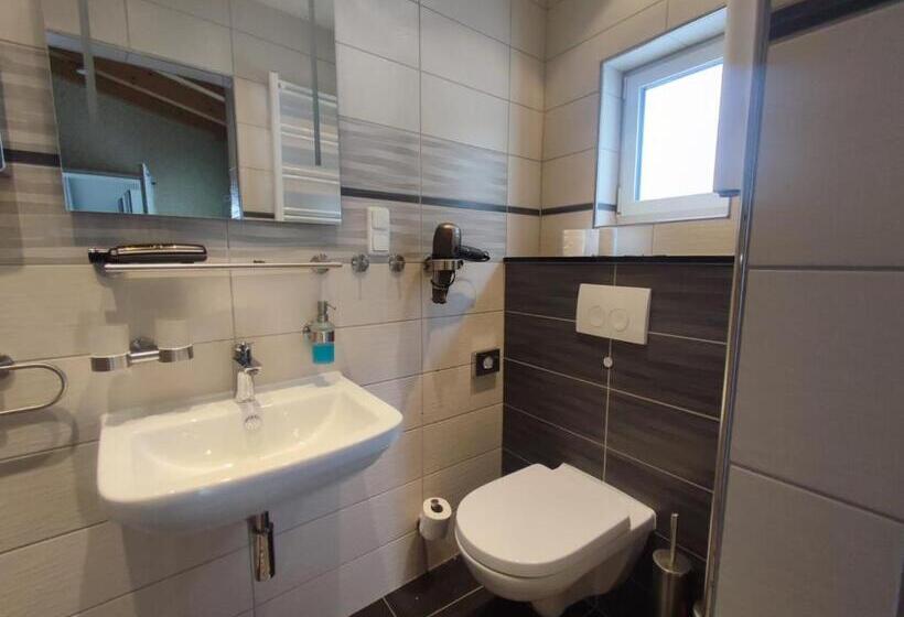 펜션 Gästehaus Im Alten Fährhaus