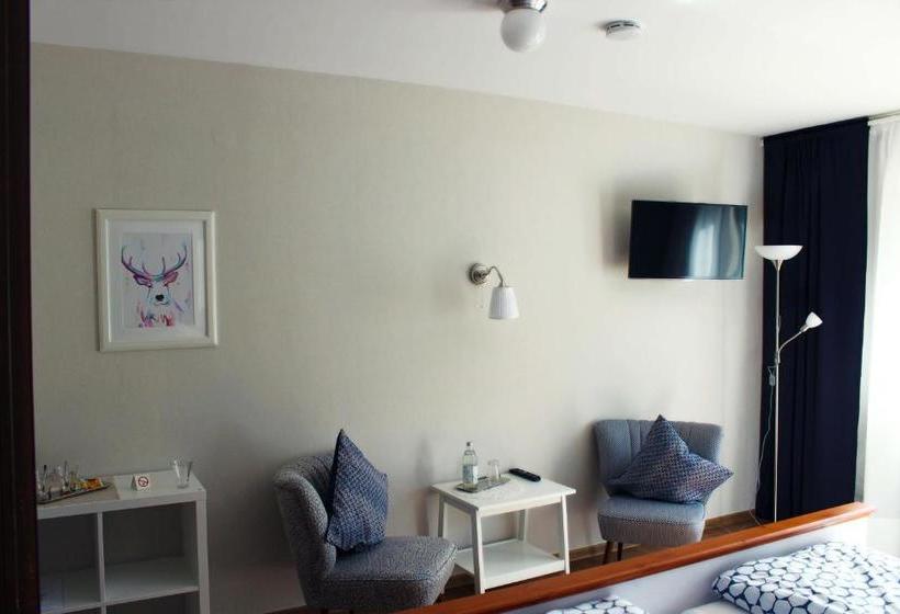 بنسيون Auszeit Am Eifelsteig