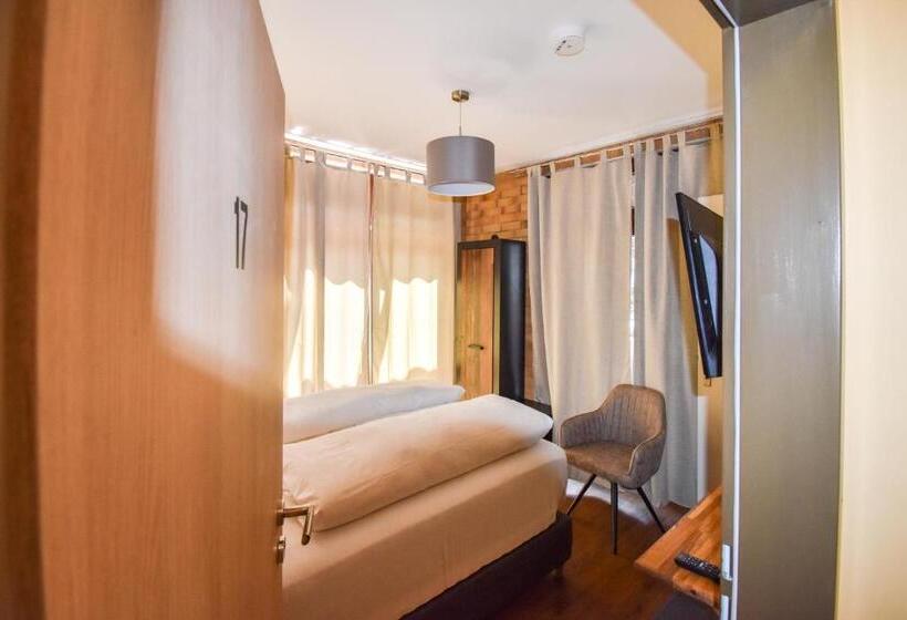 پانسیون Boutique Hotel Sena