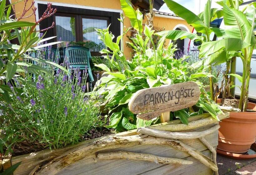 ペンション Casa Shania