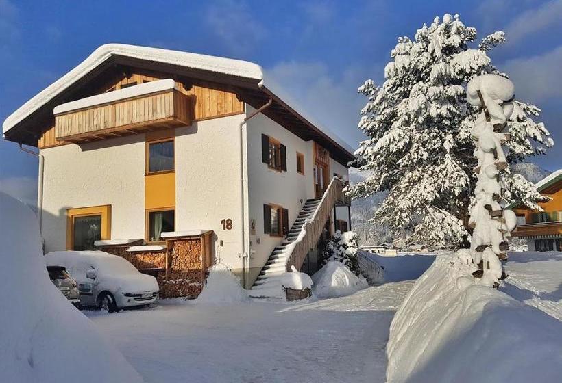 ペンション Casa Shania