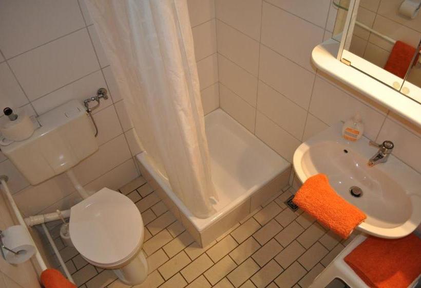 پانسیون Haus Mariann