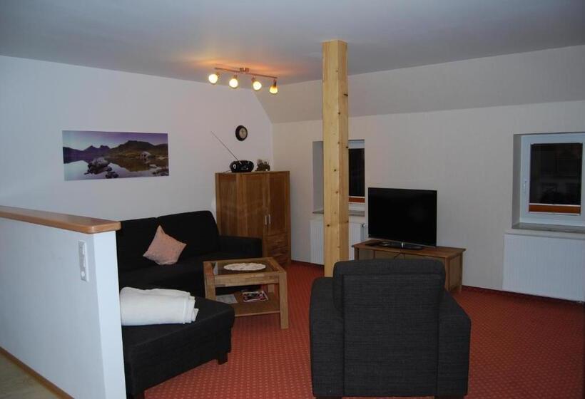 펜션 Ferienwohnungen Schäferhaus, Incl Meinecardplus