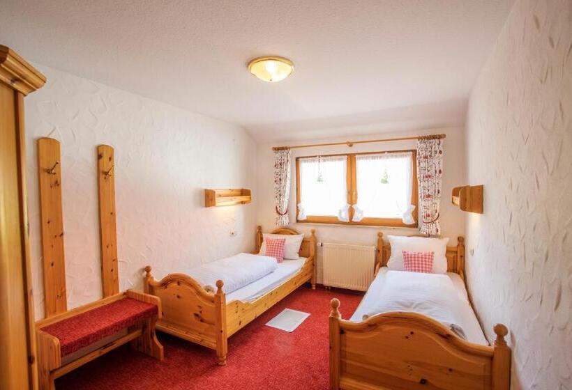 ペンション Gasthaus Zum Kreuz