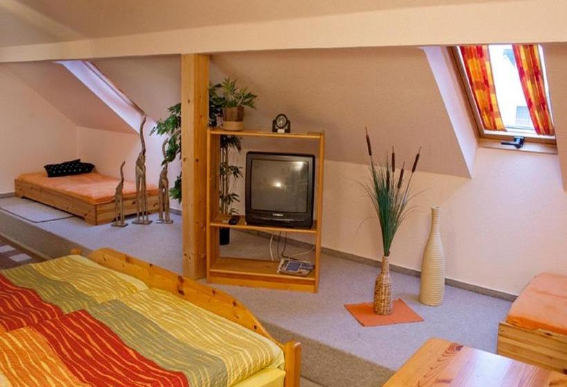 Пансион Gasthof Zur Linde