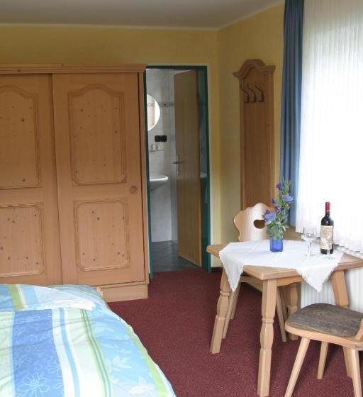 Пансион Gästehaus Alpenglück