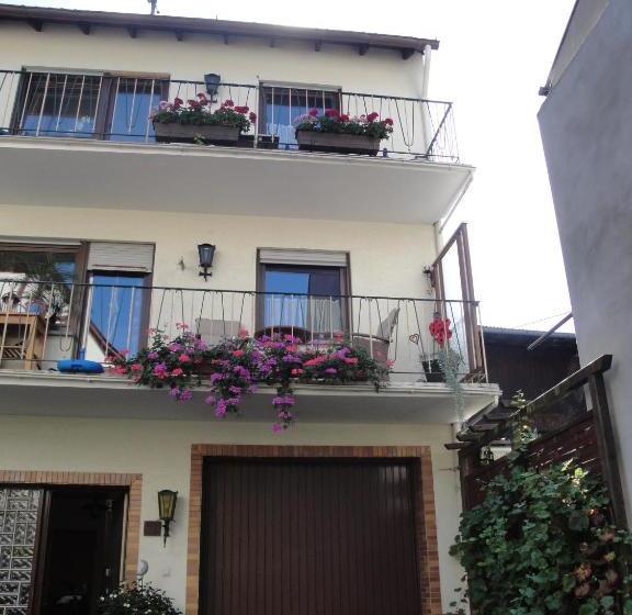 Пансион Gästehaus Andrea Blatt