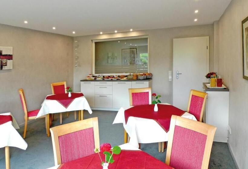 Пансион Gästehaus Kramer   Emde