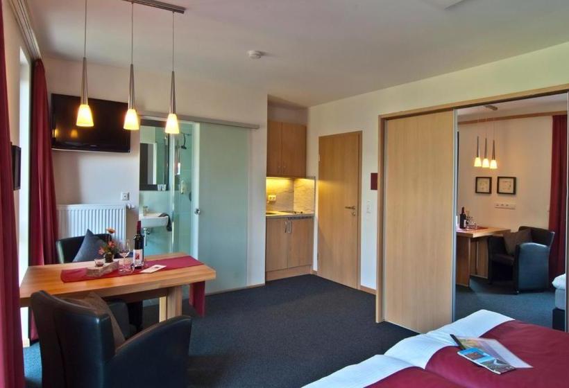 פנסיון Gästehaus Und Weingut Bernd Frieden