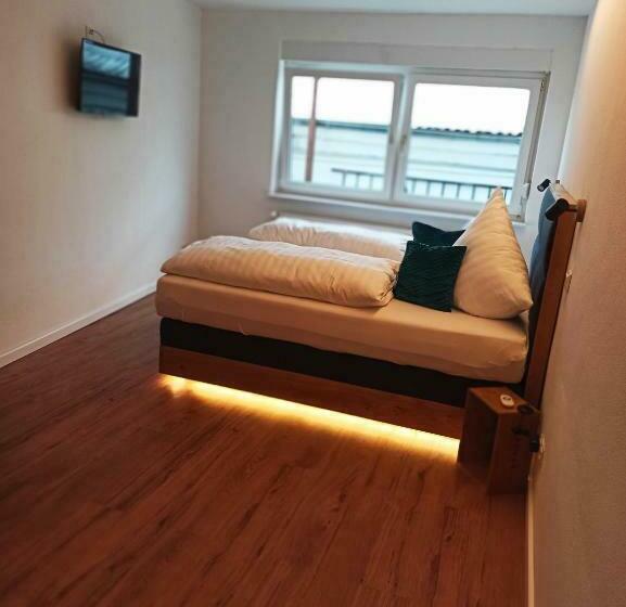 Пансион Gästezimmer / Weingut Peter