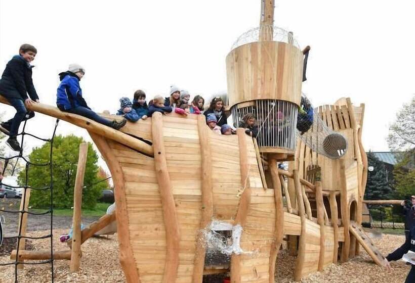 Пансион Gästezimmer / Weingut Peter