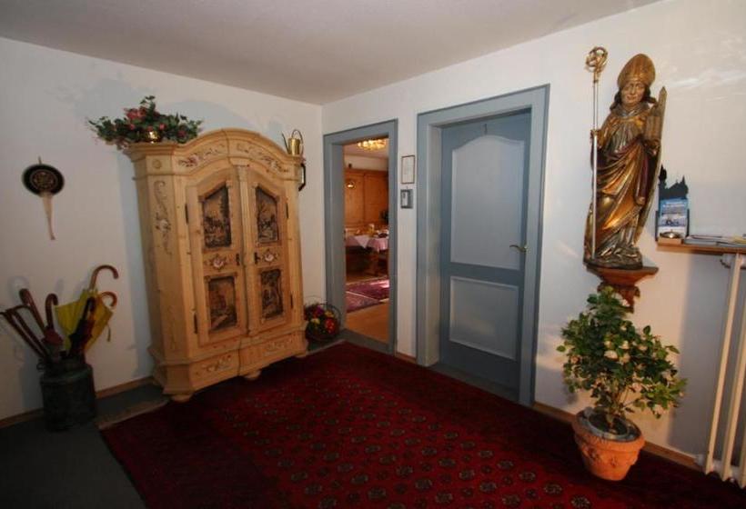 پانسیون Haus Höllental