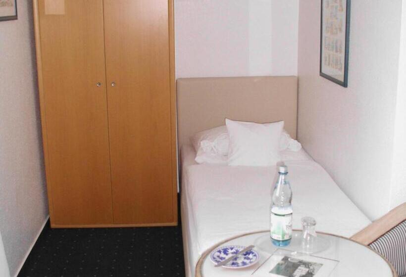 بنسيون Haus Köbesine