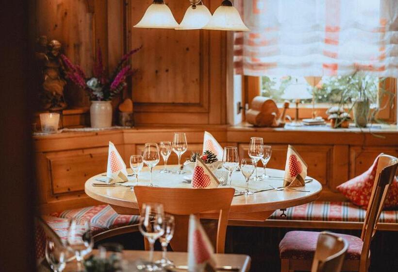 Пансион Landgasthaus Zur Linde, Neusatz