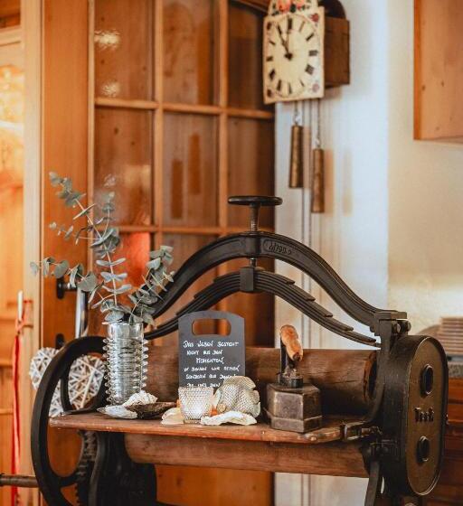 Пансион Landgasthaus Zur Linde, Neusatz