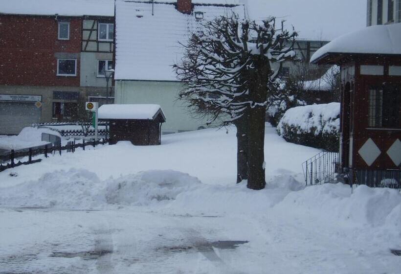 پانسیون Landgasthof Hotel Sauer