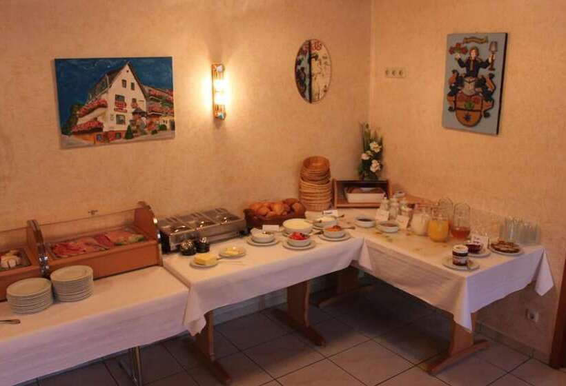 پانسیون Landgasthof Hotel Sauer