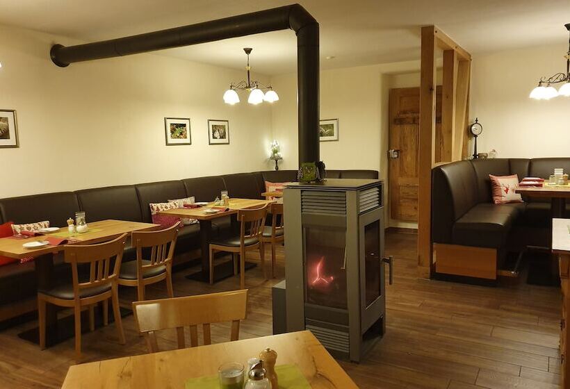 بنسيون Landgasthof Winzerscheune