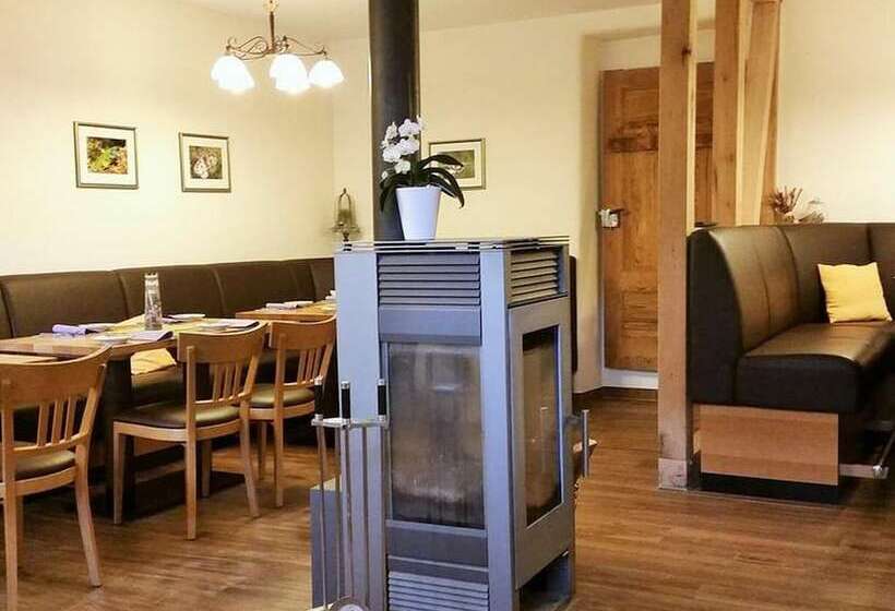 بنسيون Landgasthof Winzerscheune