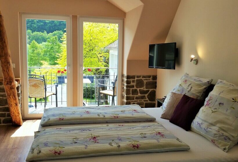 بنسيون Landgasthof Winzerscheune