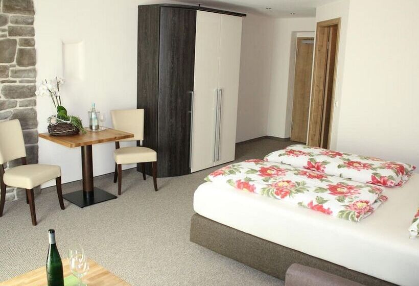 بنسيون Landgasthof Winzerscheune