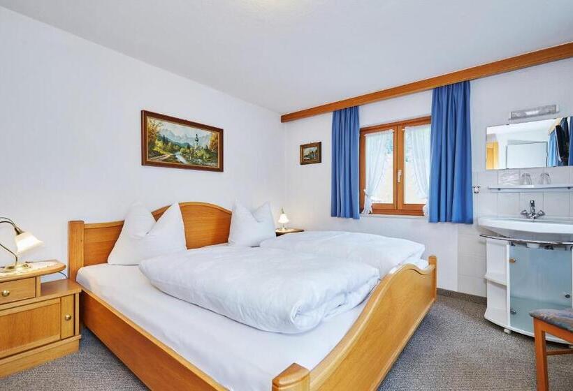 ペンション Landhaus Lengg