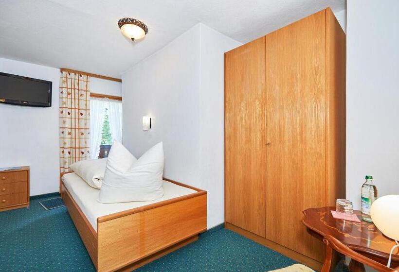 ペンション Landhaus Lengg