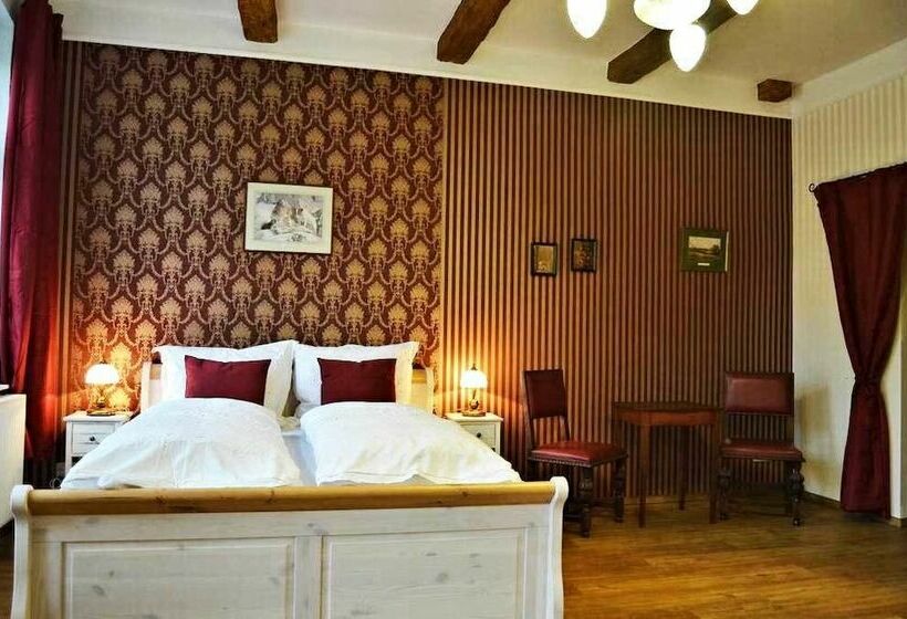 بنسيون & Café Mohrenbrunnen